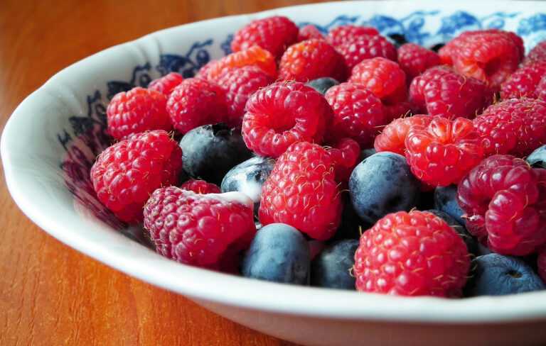 Sužinokite, kiek vaisių ir daržovių reikia suvalgyti per dieną, kad nereikėtų papildomai vartoti vitaminų!