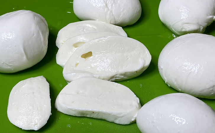 Mozarella sūris vos per 30 minučių: dar skanesnis nei iš parduotuvės!